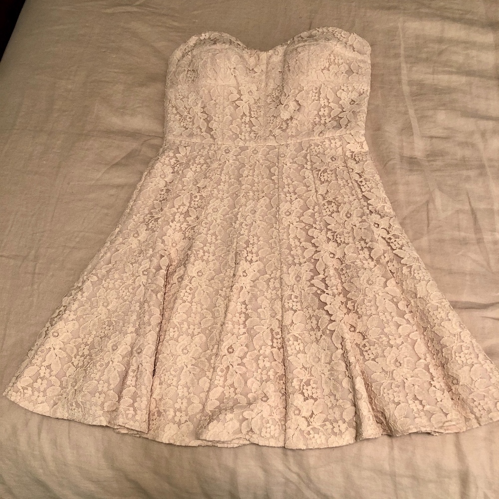 BCBGMaxAzria Natural Lisanne Lace Dress